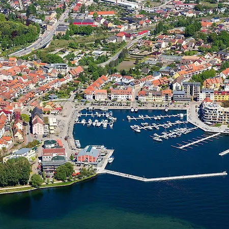 Rapunzel - Gemuetliche Mit Landhausstil Und Ueberdachtem Balkon *